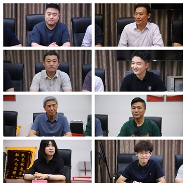 學(xué)校舉行音樂(lè)學(xué)院學(xué)子安懋超助人為樂(lè)事跡錦旗贈(zèng)送儀式